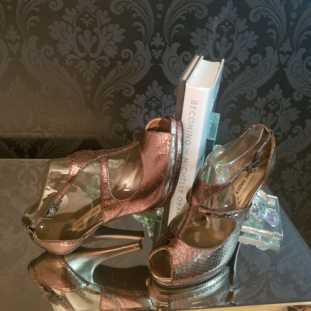 Steve Madden Leather Sandals